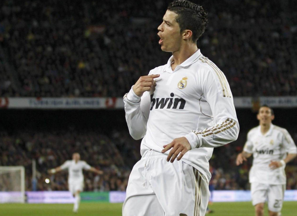 关于赛前罗马调整名单：西甲节点到来，更衣室稳定，更衣室氛围转暖的信息